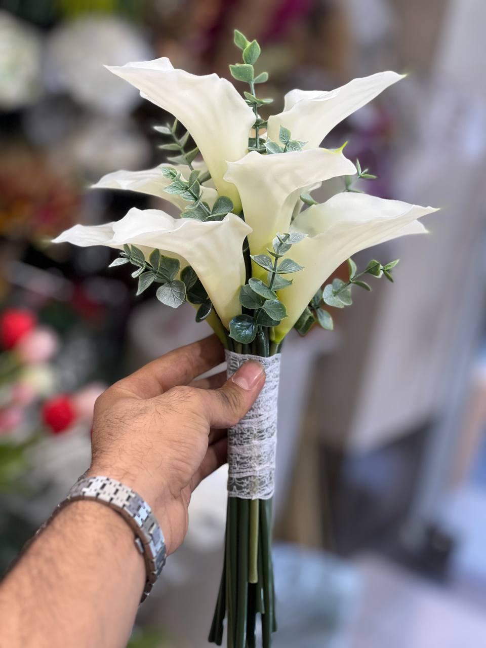 دسته گل عروس مدل شیپوری لاتکس